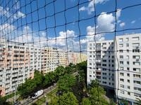 XI. Etele úton felújított, nagy loggiás,  szobás panel lakás eladó!